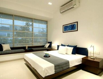 Bedroom in 3 BHK Apartment at Oberoi Realty Esquire, Goregaon East – for Sale
