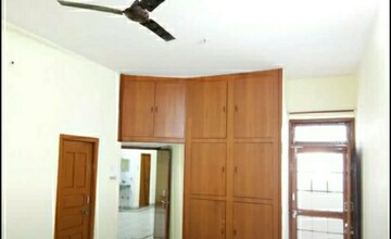 2 BHK Independent House For Rent in Jankipuram
