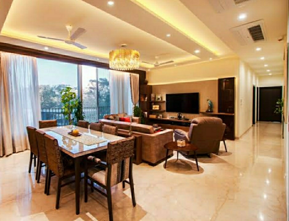 4 BHK + Servant Room Apartment For Sale in Oberoi Realty Esquire