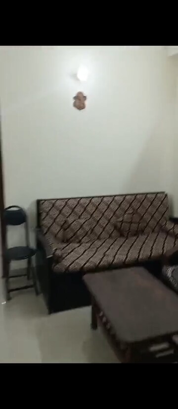 Bedroom in 2 BHK Builder Floor at Mehrauli – for Rent