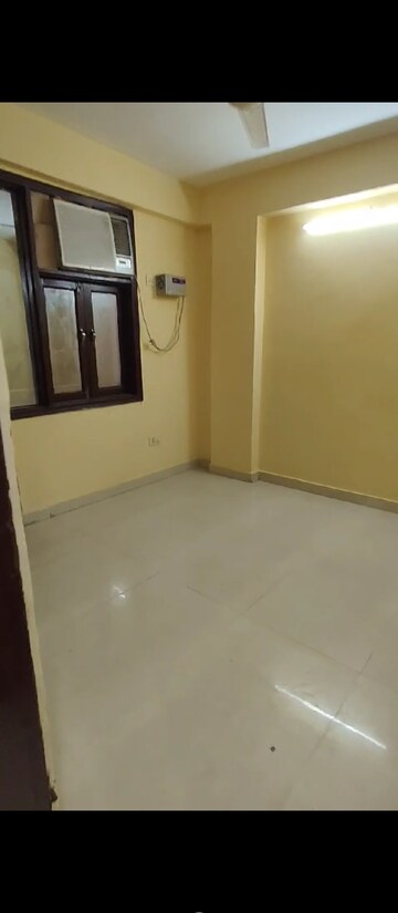 Room in 2 BHK Builder Floor at Mehrauli – for Rent