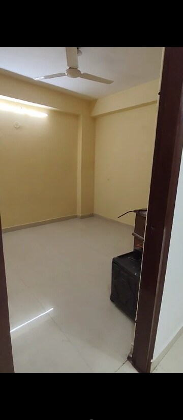 Room in 2 BHK Builder Floor at Mehrauli – for Rent