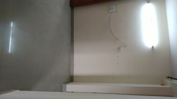Room in 1.5 BHK Apartment at Sector 13, Dwarka – for Rent