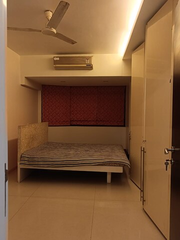 Furnished Amenities in 3 BHK Apartment at Lokhandwala Harmony, Worli – for Rent