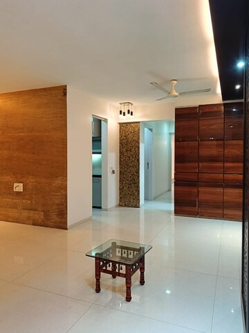 Furnished Amenities in 3 BHK Apartment at Lokhandwala Harmony, Worli – for Rent