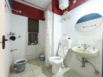 Master Bedroom in 1 BHK Builder Floor at Hsr Layout – for Rent