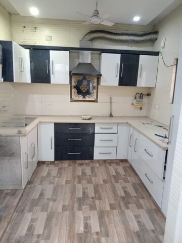Kitchen in 2 BHK Builder Floor at Paschim Vihar – for Rent