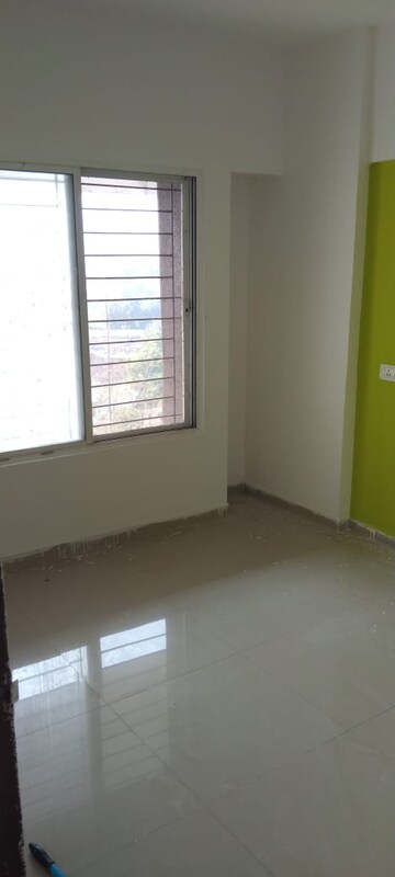 Room in 1 BHK Apartment at Sahyadri Vishwa, Loni Kalbhor – for Rent