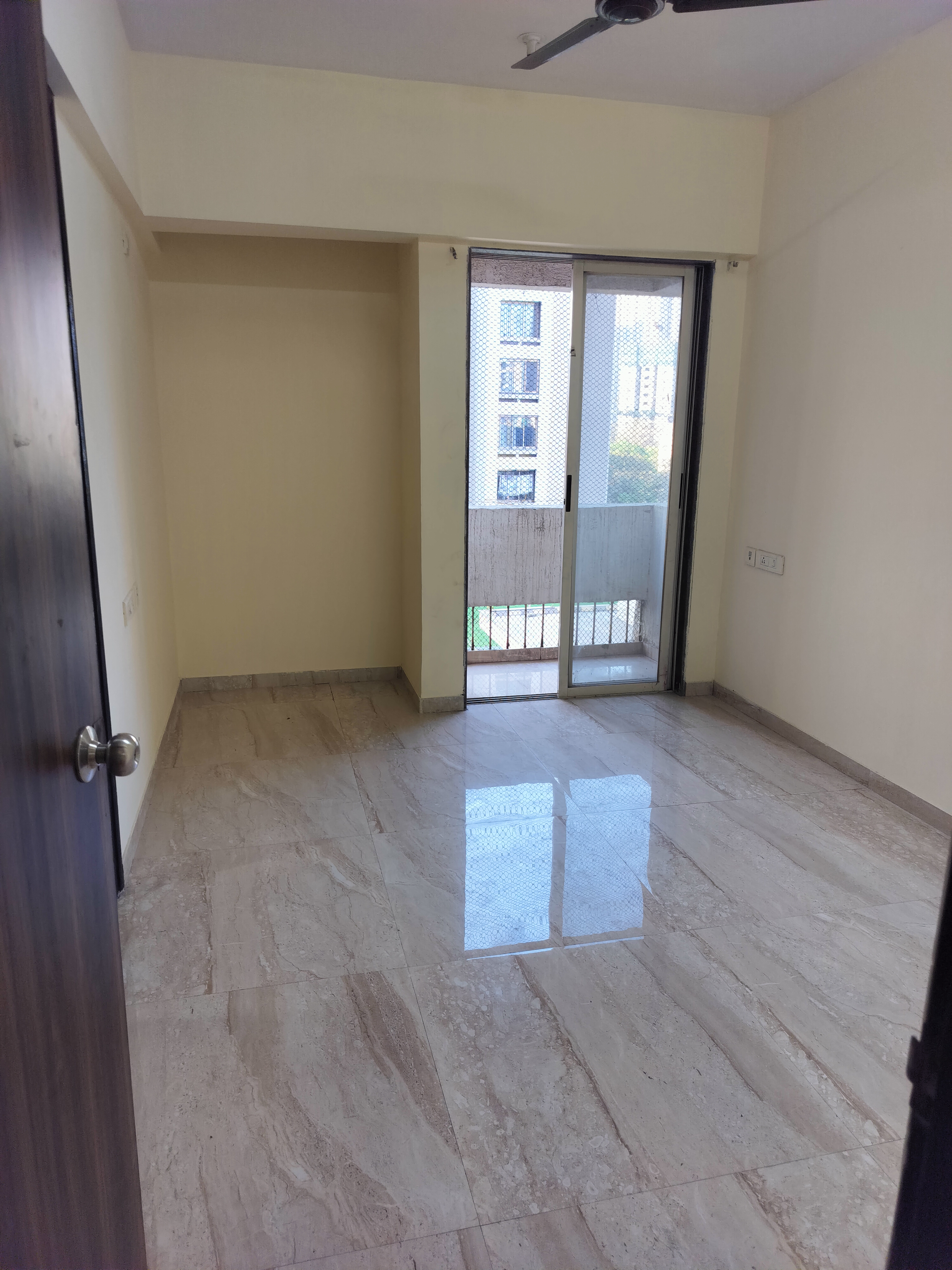 2 BHK Apartment For Sale in Raymond Aashiyana