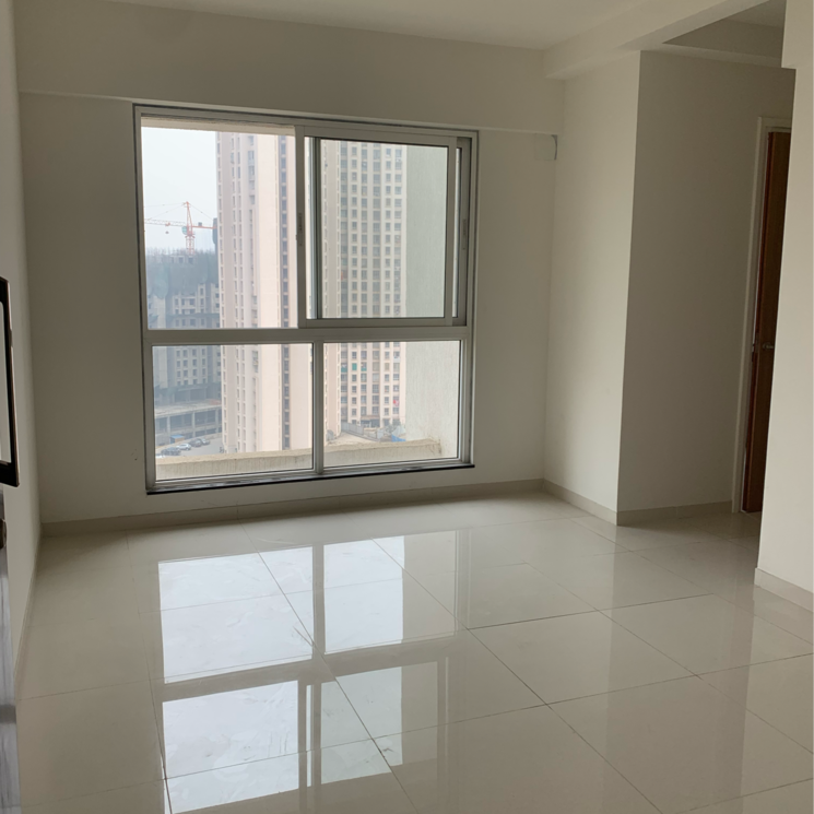 Room, godrej-emerald 1.5 Bedroom 700 Sq.Ft. Apartment In Gaimukh Gaon Thane 8146516