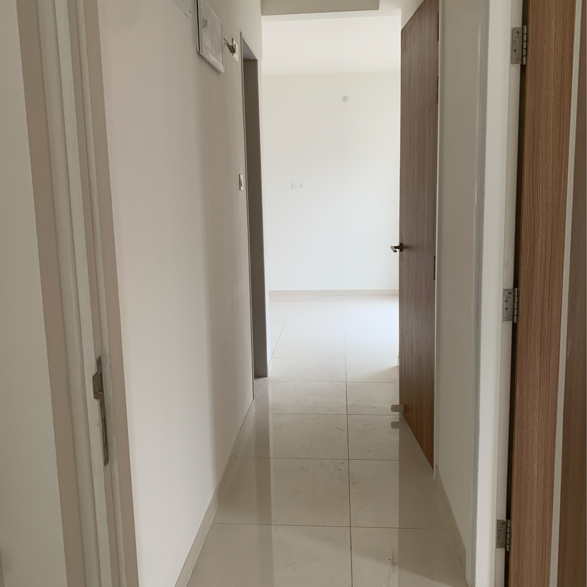 1.5 BHK + Extra Room Apartment For Sale in Godrej Emerald