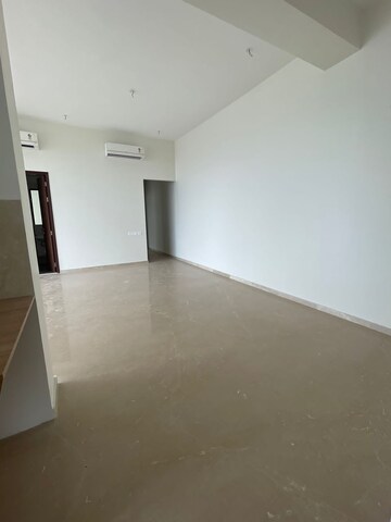 Room in 3 BHK Apartment at Omkar Alta Monte, Malad East – for Sale