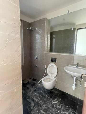 Bathroom in 3 BHK Apartment at Omkar Alta Monte, Malad East – for Sale