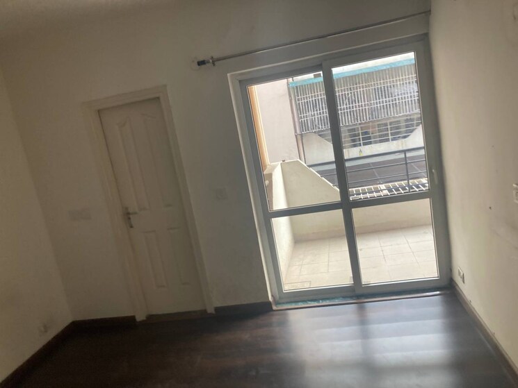 Room, sector 21d 3 Bedroom 250 Sq.Ft. Builder Floor In Sector 21d Faridabad 8146561