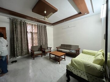 Living Room in 3 BHK Builder Floor at Hsr Layout – for Rent