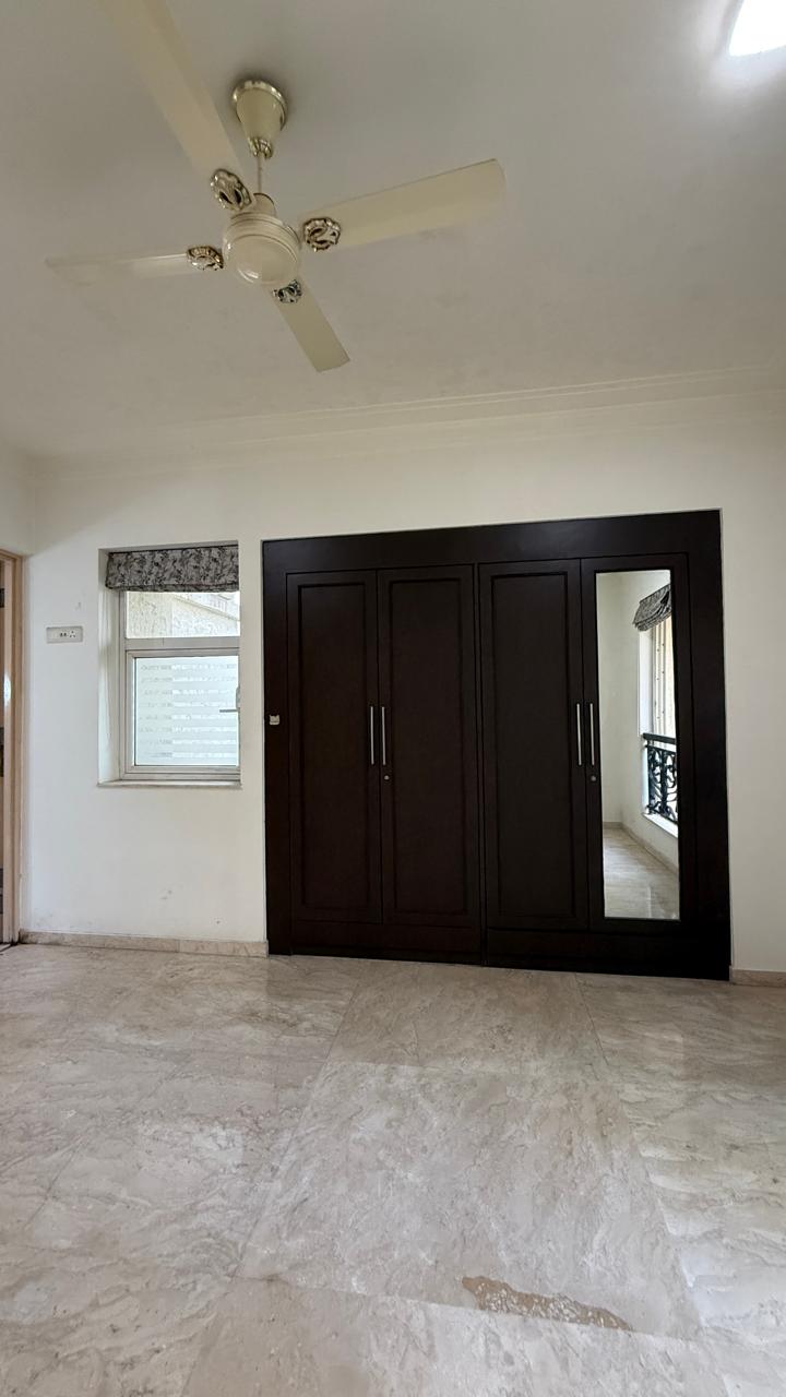 4 BHK 1980 Sq.Ft. Apartment in Hiranandani Ixora