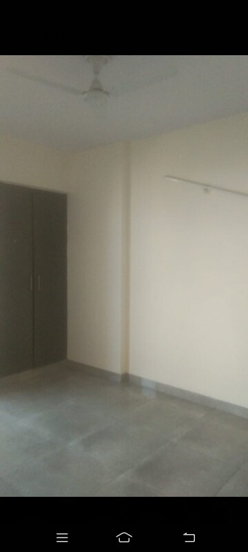 Room in 3 BHK Apartment at Saya Gold Avenue, Vaibhav Khand – for Rent