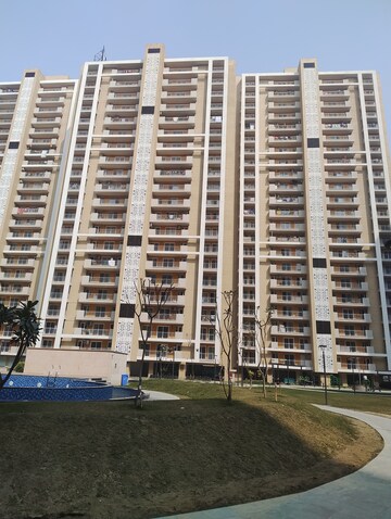 3 BHK Apartment – Exterior View View at Rishita Manhattan, Gomti Nagar - for Rent