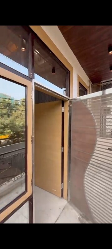 Furnished Amenities in 2 BHK Builder Floor at Maya Homes, Indrapuram – for Sale