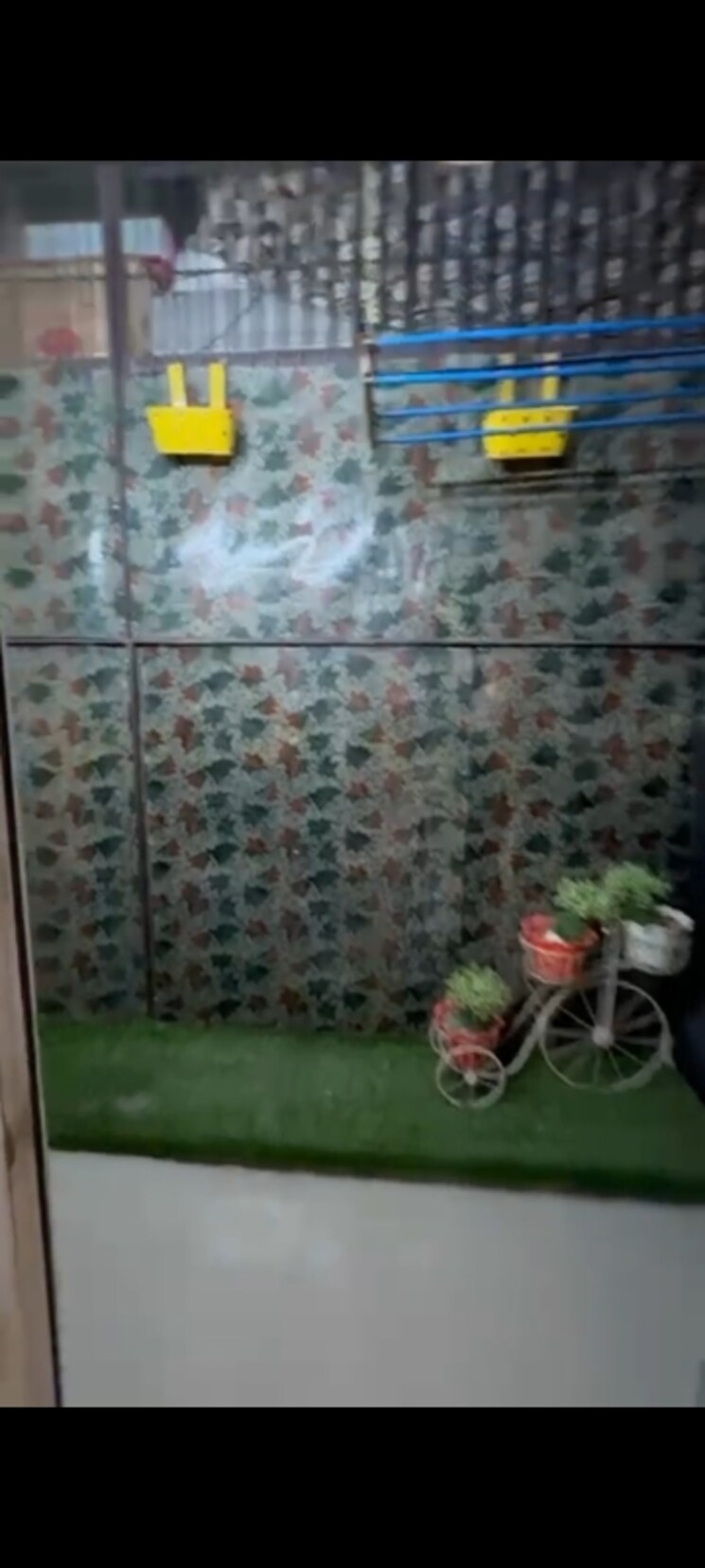 Garden, maya-homes 2 Bedroom 1350 Sq.Ft. Builder Floor In Indrapuram Ghaziabad 8146708