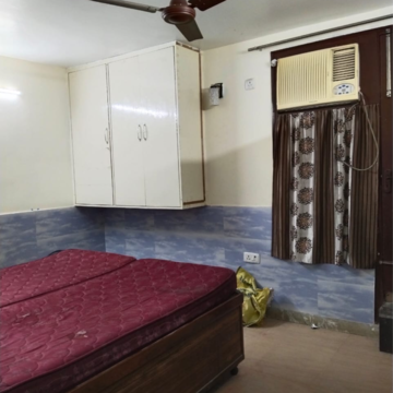 Bedroom in 1 BHK Builder Floor at Malviya Nagar – for Rent
