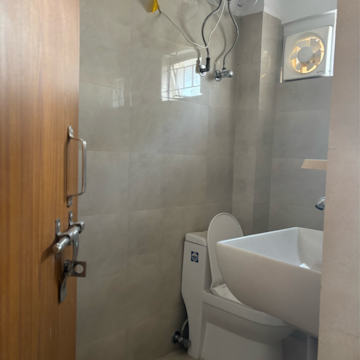 Bathroom in 1 BHK Builder Floor at Saket – for Rent
