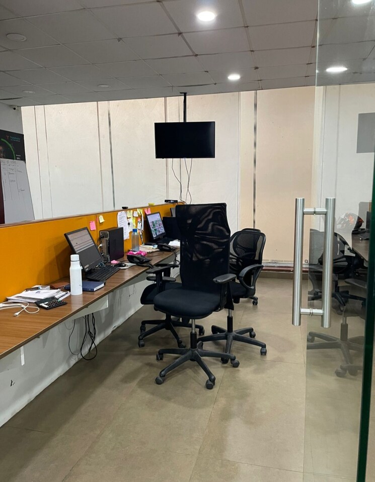 Team Area, cunningham-hallmark Commercial Office Space 3300 Sq.Ft. In Vasanth Nagar Bangalore 8146780