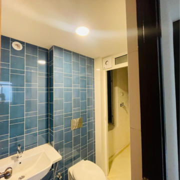 Bathroom in 1 BHK Apartment at Lodha Amara, Sandoz Baug – for Rent