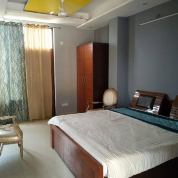 Bedroom in  Pg at Sector 32 – for Rent