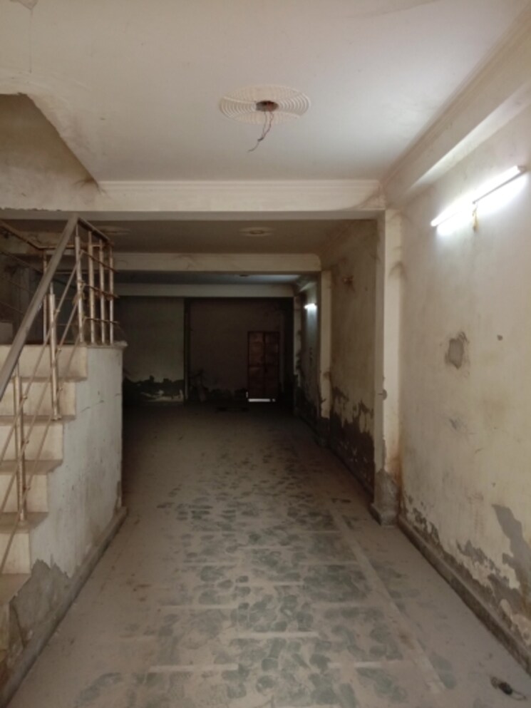 undefined, dwarka mor 3 Bedroom 2700 Sq.Ft. Independent House In Dwarka Mor Delhi 8146801