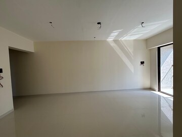 Room in 3 BHK Apartment at Lotus Sky Garden, Malad West – for Sale
