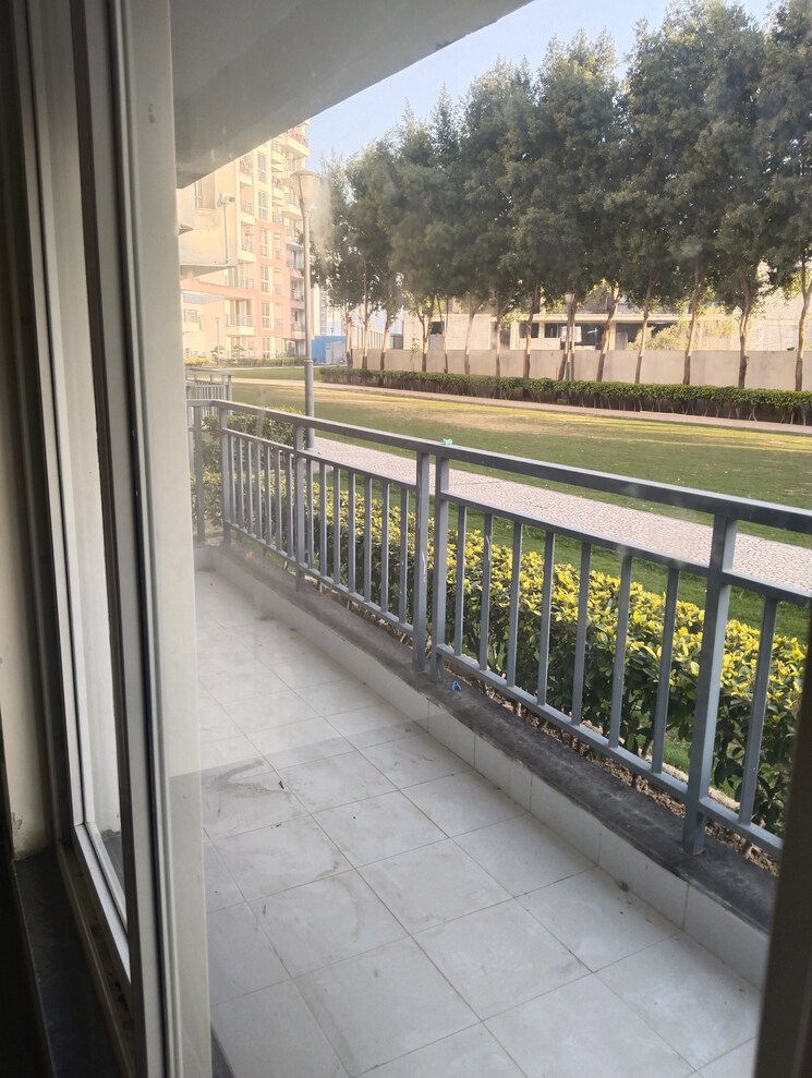 Balcony, landmark-the-residency 3 Bedroom 1710 Sq.Ft. Apartment In Sector 103 Gurgaon 8146854