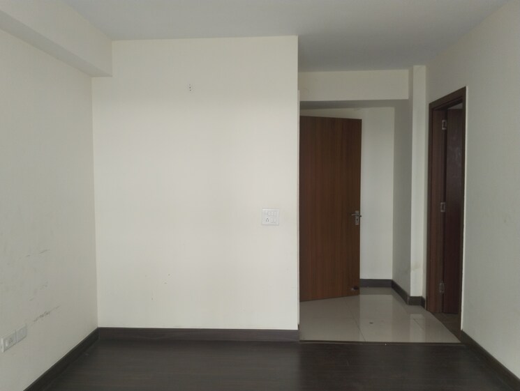 Room, landmark-the-residency 3 Bedroom 1710 Sq.Ft. Apartment In Sector 103 Gurgaon 8146854