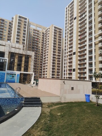 2 BHK Apartment For Rent in Rishita Manhattan, Gomti Nagar