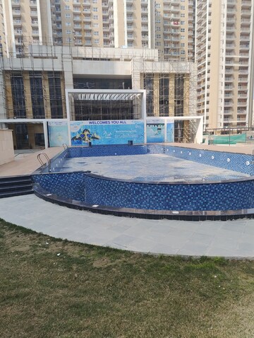 2 BHK Apartment – Exterior View View at Rishita Manhattan, Gomti Nagar - for Rent