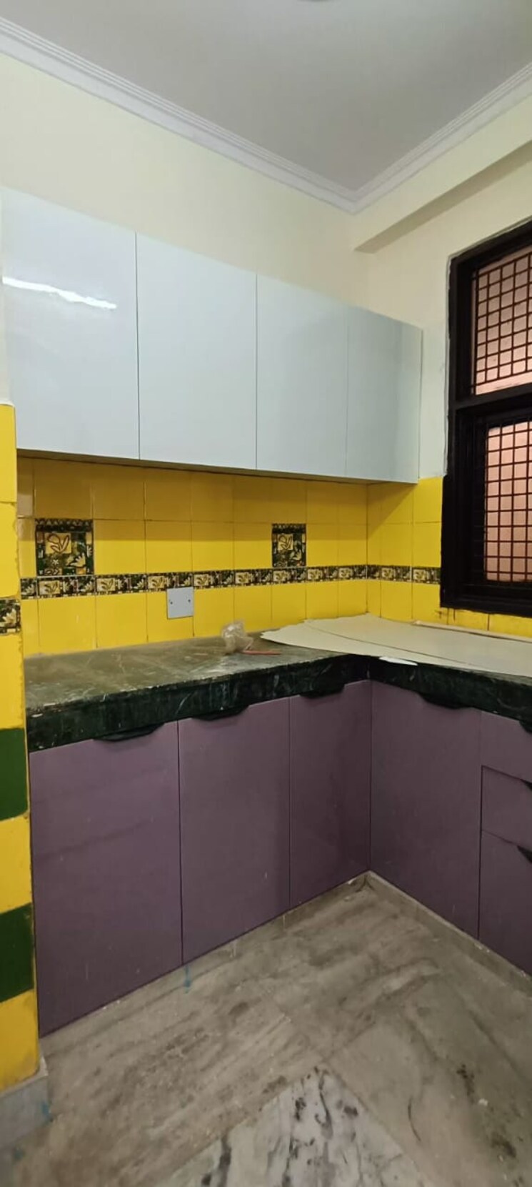 Kitchen, swasthya-enclave 3 Bedroom 1400 Sq.Ft. Builder Floor In Vasundhara Sector 5 Ghaziabad 8146905