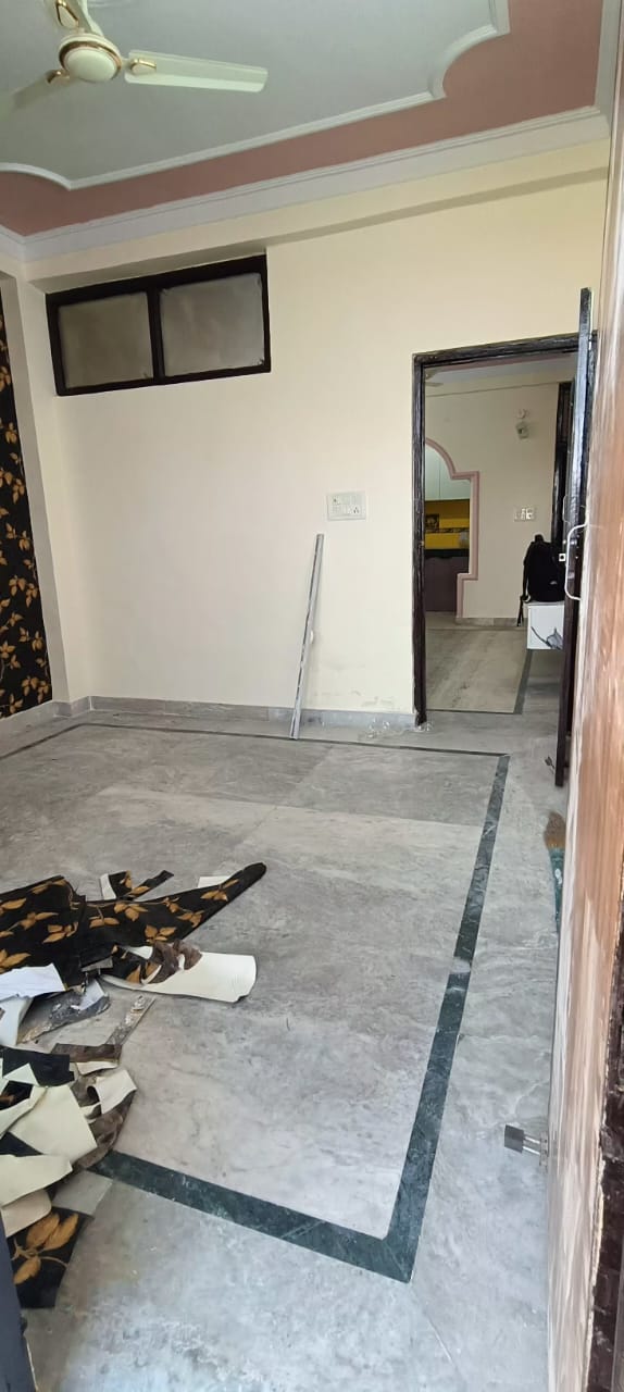 3 BHK Builder Floor For Sale in Swasthya Enclave