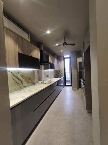 Kitchen in 3 BHK Builder Floor at Royal Homez, Sector 43 – for Rent