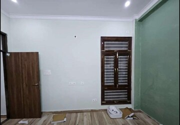 Room in 2 BHK Independent House at Gomti Nagar – for Rent