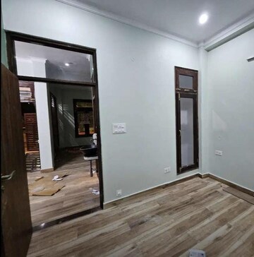Room in 2 BHK Independent House at Gomti Nagar – for Rent