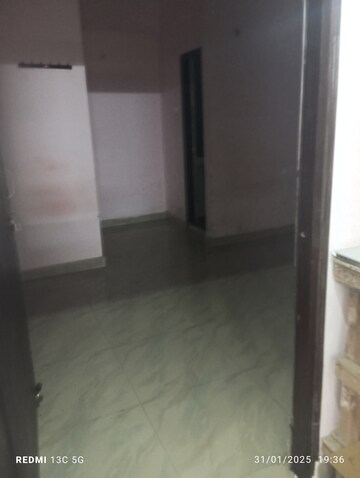 Room in 2 BHK Apartment at Aradhana Apartments Matiyari, Matiyari – for Rent