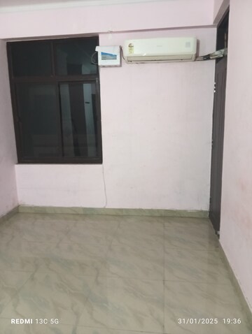 Room in 2 BHK Apartment at Aradhana Apartments Matiyari, Matiyari – for Rent