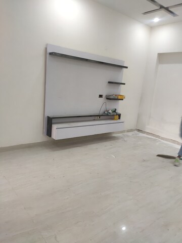Building Lobby in 1.5 BHK Independent House at Virat Nagar – for Rent