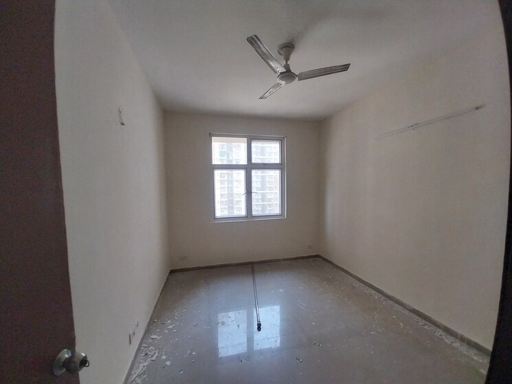 Room, mahagun-mywoods 2.5 Bedroom 1110 Sq.Ft. Apartment In Sector 16c Greater Noida Greater Noida 8146999