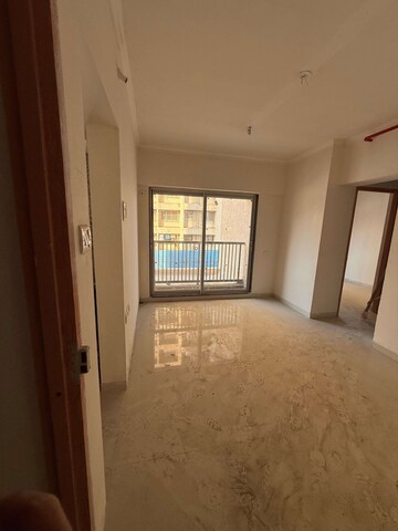 Room in 2 BHK Builder Floor at Raunak Residency Thane, Pokhran Road No 1 – for Sale