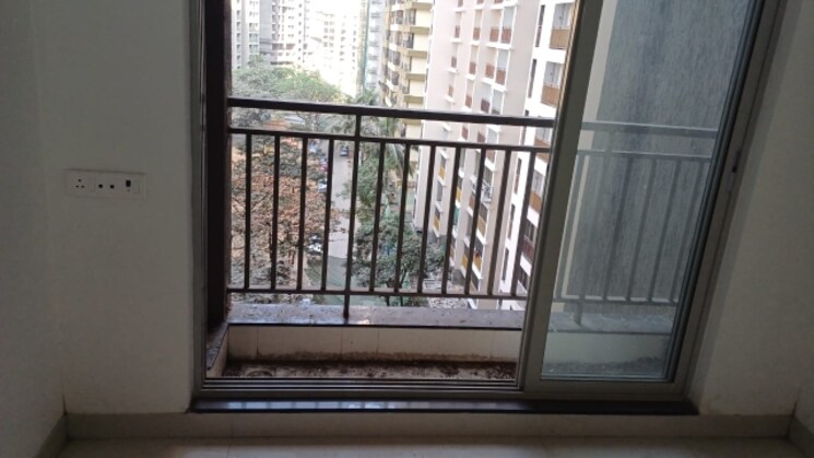 Balcony, thane west 2 Bedroom 569 Sq.Ft. Apartment In Thane West Thane 8147082
