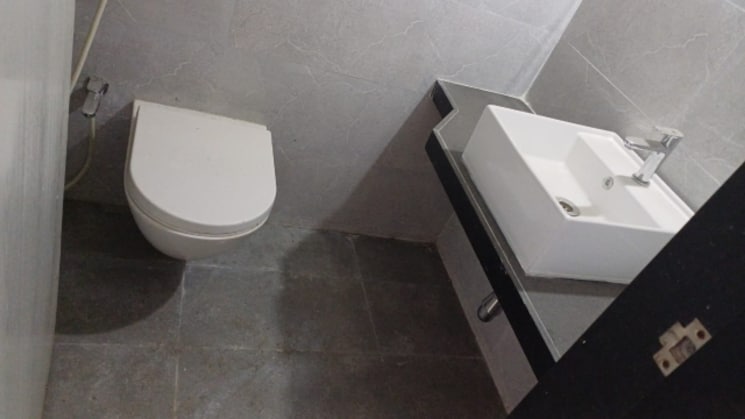 Bathroom, thane west 2 Bedroom 569 Sq.Ft. Apartment In Thane West Thane 8147082