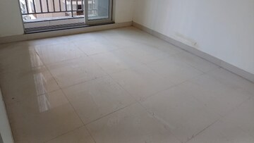 Room in 2 BHK Apartment at Thane West – for Sale
