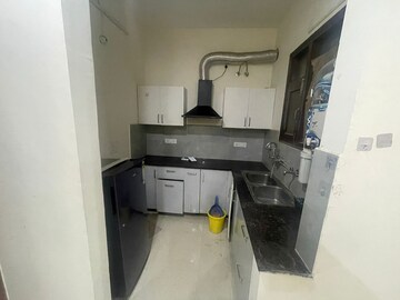 Kitchen in 2 BHK Builder Floor at Sector 115 – for Rent