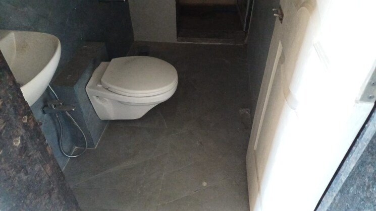 Attached Bathroom, thane west 2 Bedroom 630 Sq.Ft. Apartment In Thane West Thane 8147130